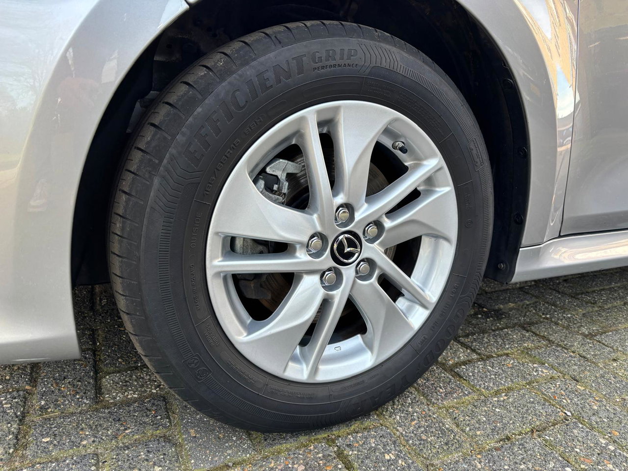 Mazda 2 Hybrid