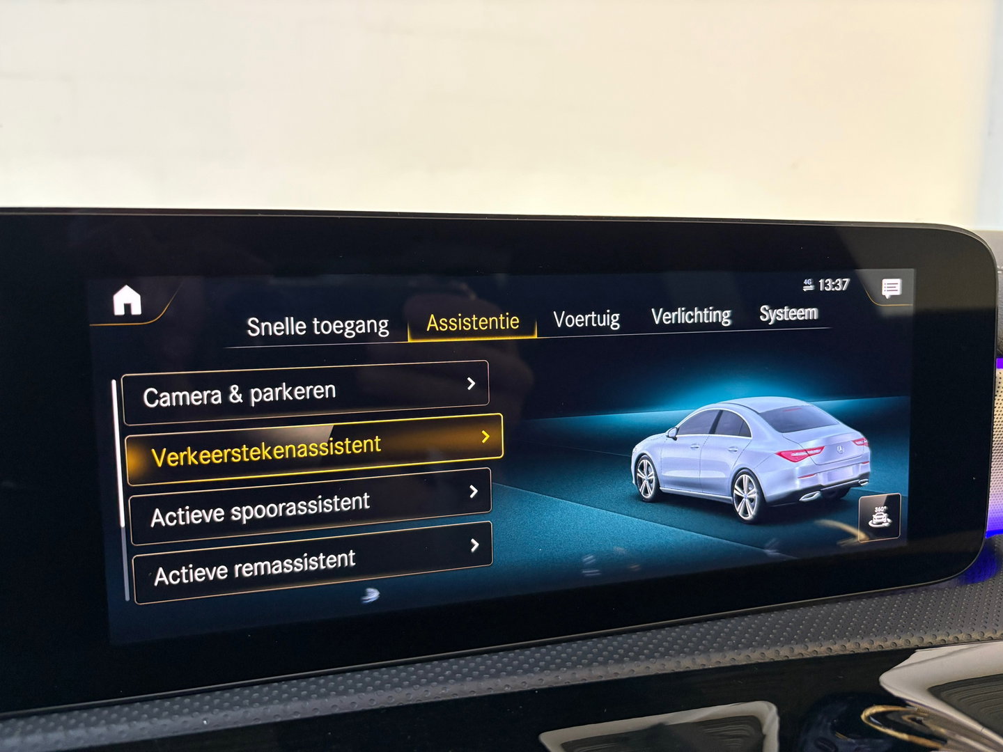 Mercedes-Benz CLA-Klasse 200 Edition, Pano, Sfeer, Burmester, Applecarplay