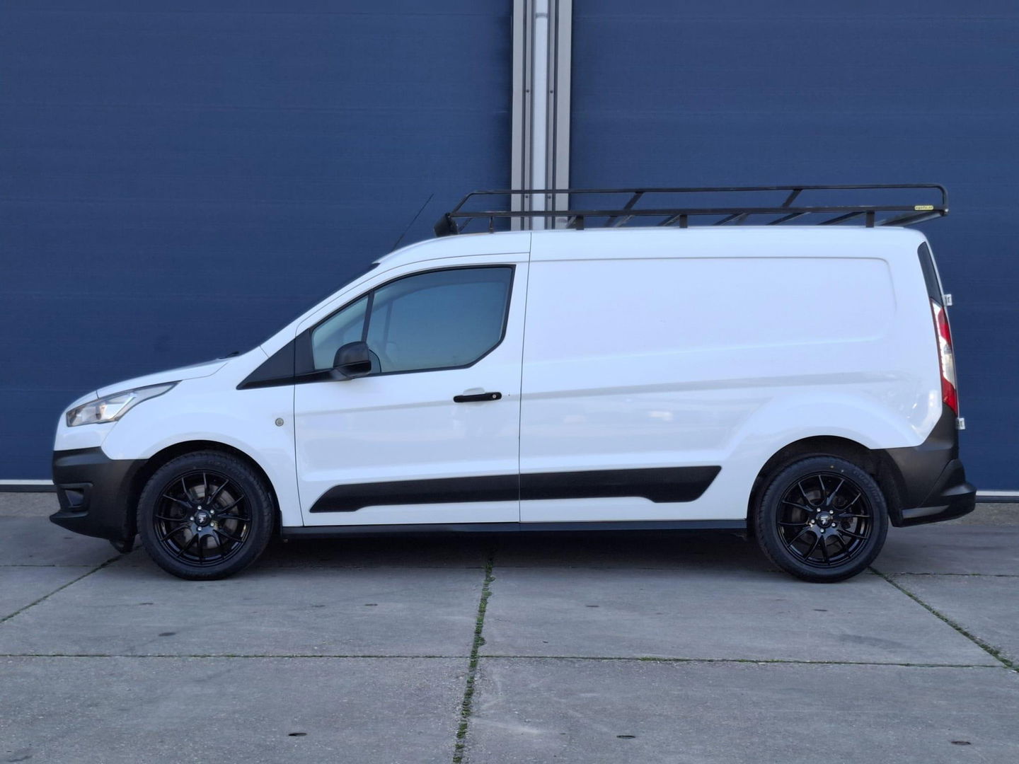 Ford Transit Connect 1.5 EcoBlue L2 Ambiente AIRCO / CRUISE CONTROLE / IMPERIAL / TREKHAAK