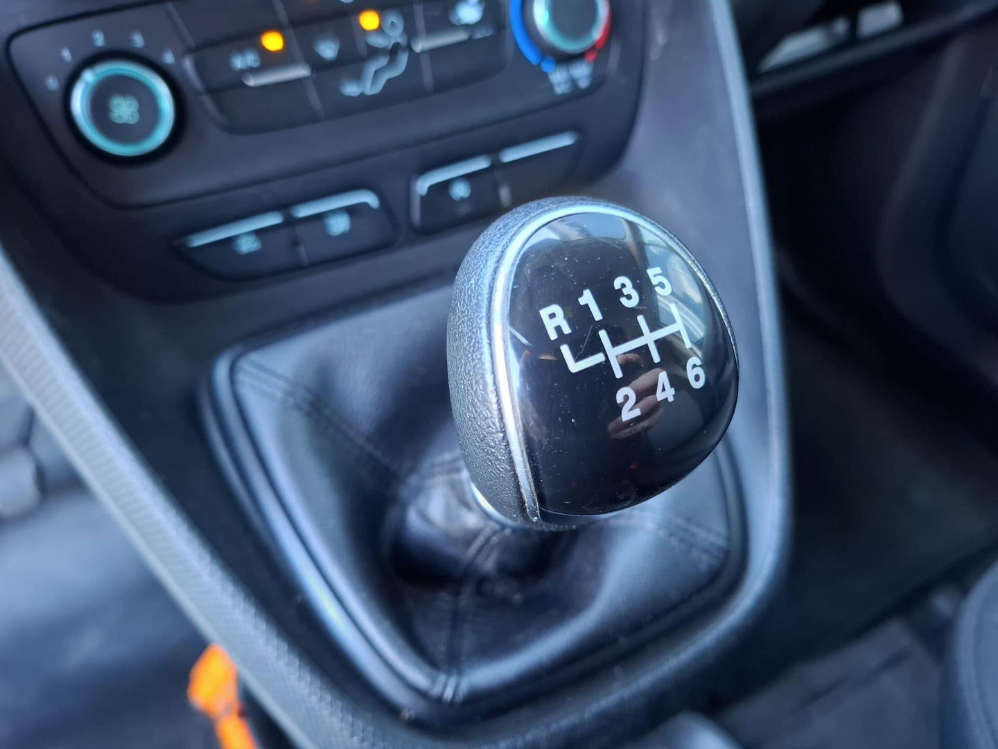 Ford Transit Connect 1.5 EcoBlue L2 Ambiente AIRCO / CRUISE CONTROLE / IMPERIAL / TREKHAAK