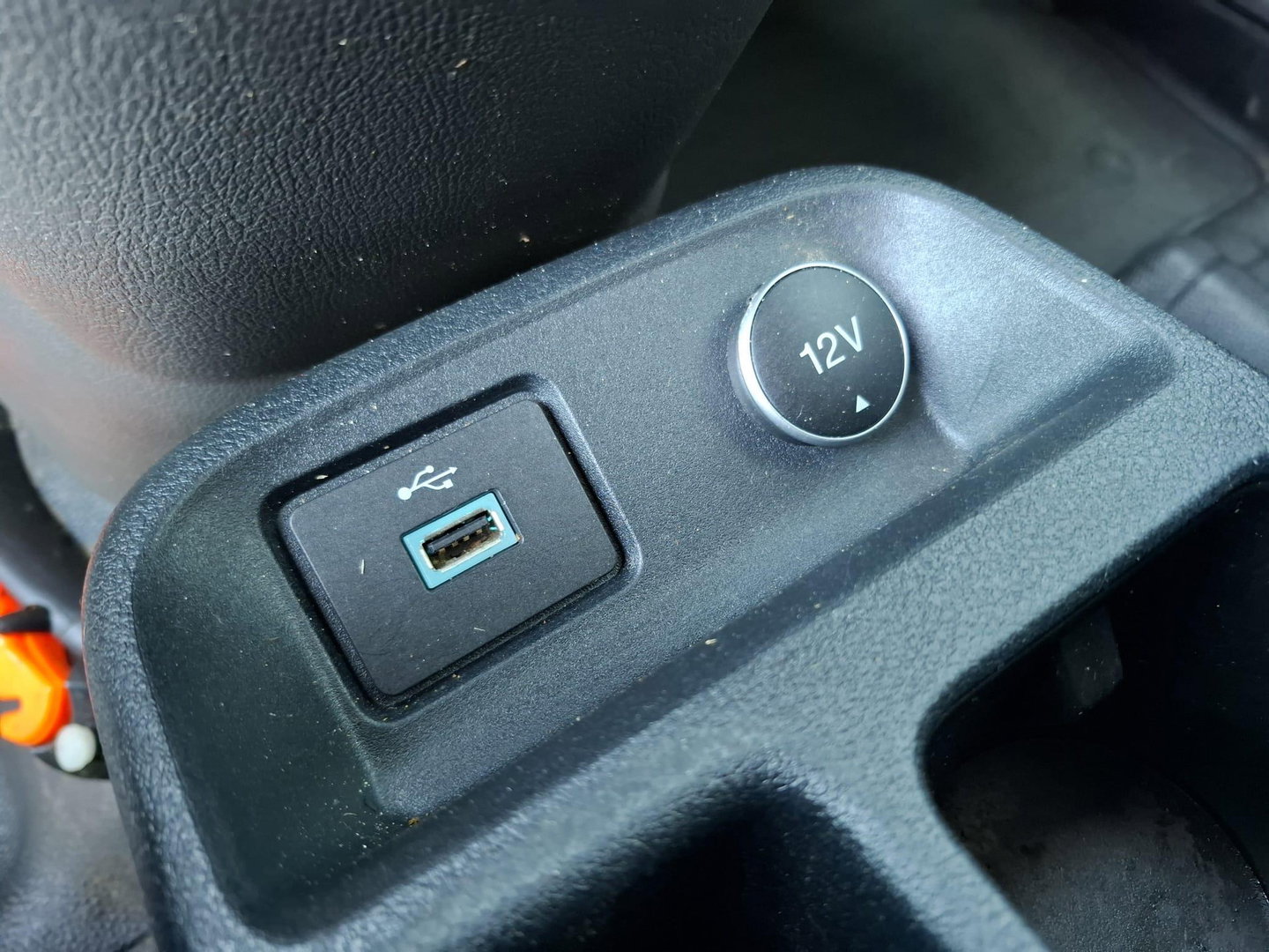 Ford Transit Connect 1.5 EcoBlue L2 Ambiente AIRCO / CRUISE CONTROLE / IMPERIAL / TREKHAAK