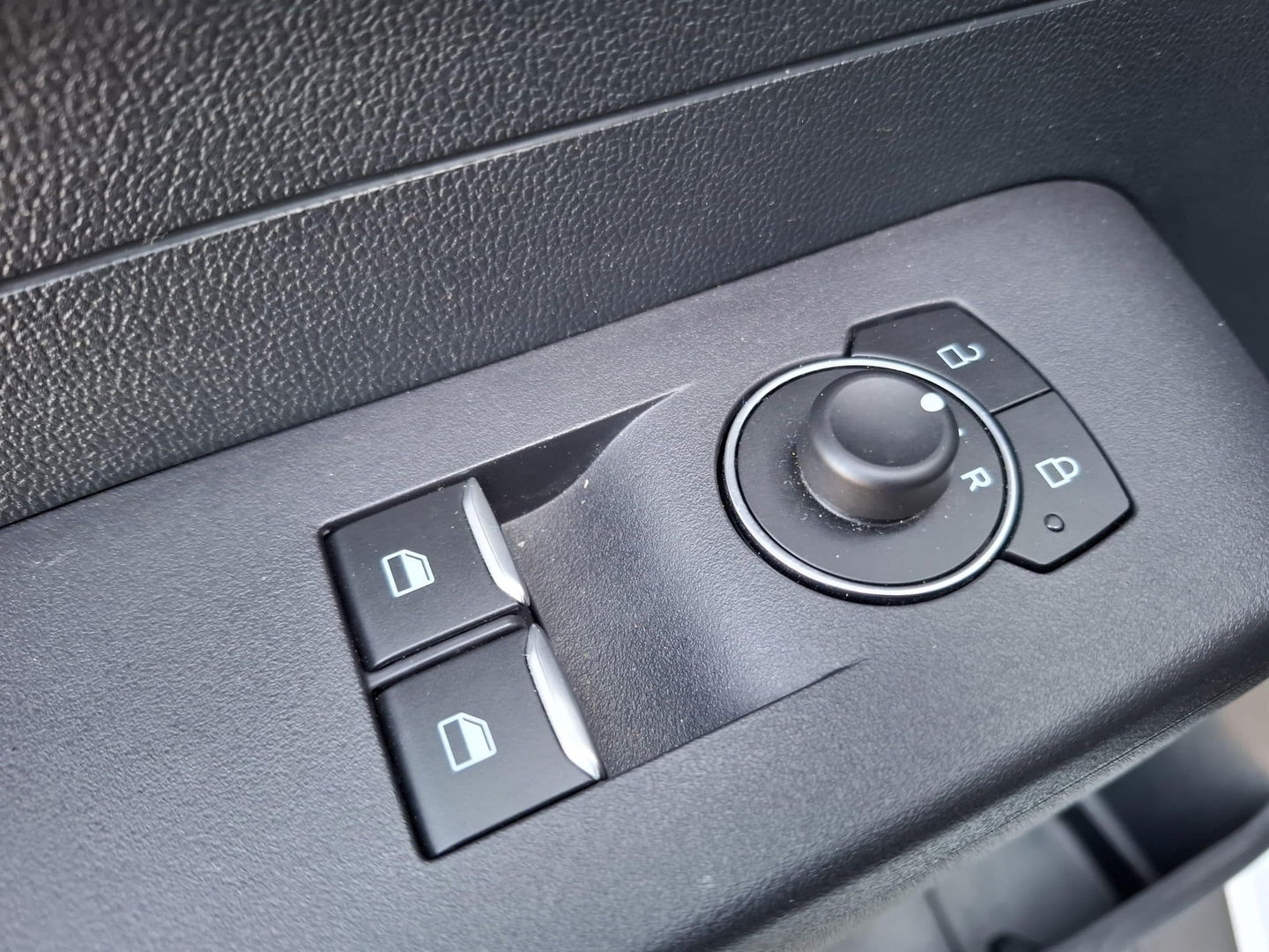 Ford Transit Courier 1.5 EcoBlue Trend CAMERA / CARPLAY / ADAPTIVE CRUISE / FABRIEKS GARANTIE