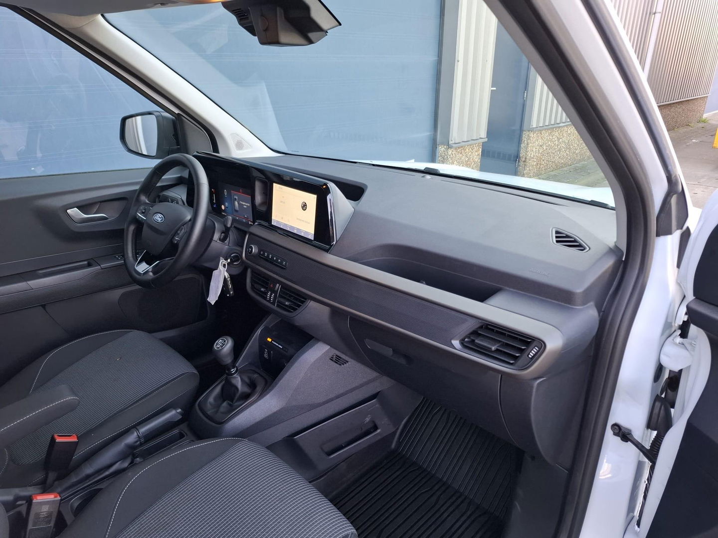 Ford Transit Courier 1.5 EcoBlue Trend CAMERA / CARPLAY / ADAPTIVE CRUISE / FABRIEKS GARANTIE