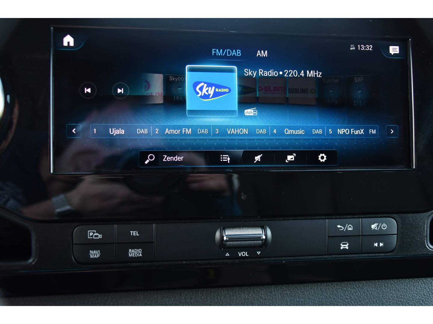 Mercedes-Benz Sprinter 316 2.2 CDI L2H2 PB Edition Adaptieve Cruise, Camera, Carplay, LED, Leder, Stoelverwarming, Clima, Mulitmedia, Uniek!