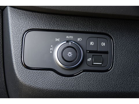 Mercedes-Benz Sprinter 316 2.2 CDI L2H2 PB Edition Adaptieve Cruise, Camera, Carplay, LED, Leder, Stoelverwarming, Clima, Mulitmedia, Uniek!