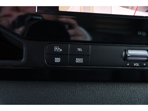 Mercedes-Benz Sprinter 319 V6 3.0 CDI L2H2 PB Edition Cruise, 360 Camera, Carplay, LED, 190pk, Leder, Multimedia, Uniek!