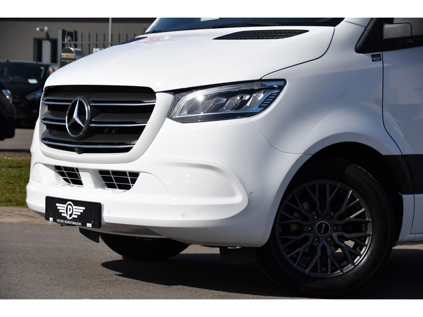 Mercedes-Benz Sprinter 319 V6 3.0 CDI L2H2 PB Edition Cruise, 360 Camera, Carplay, LED, 190pk, Leder, Multimedia, Uniek!