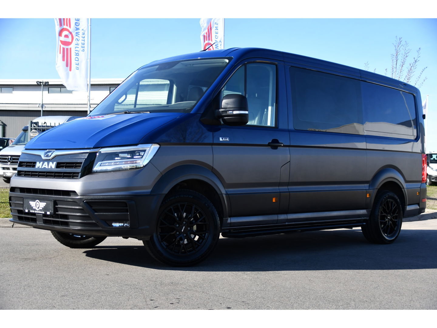 MAN TGE 3.180 35 2.0 L3H2 4x4 DC Cruise, Camera, Carplay, LED, Voorruit verwarming, Multimedia, 177pk, Automaat, Uniek!