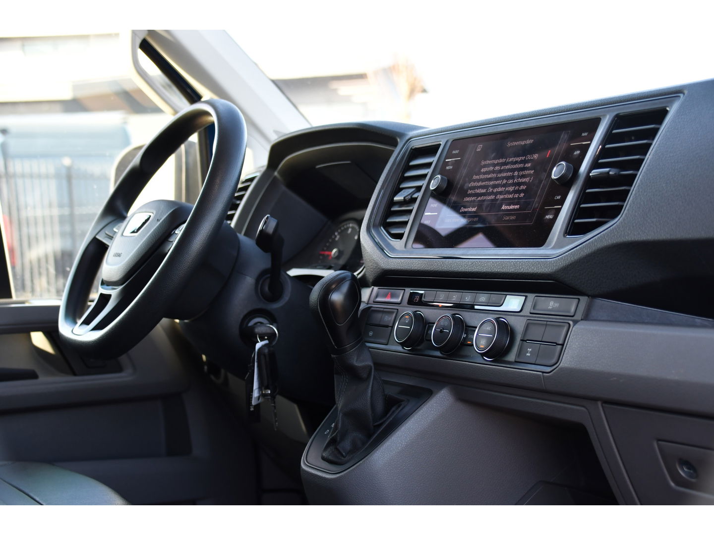 MAN TGE 3.180 35 2.0 L3H2 4x4 DC Cruise, Camera, Carplay, LED, Voorruit verwarming, Multimedia, 177pk, Automaat, Uniek!