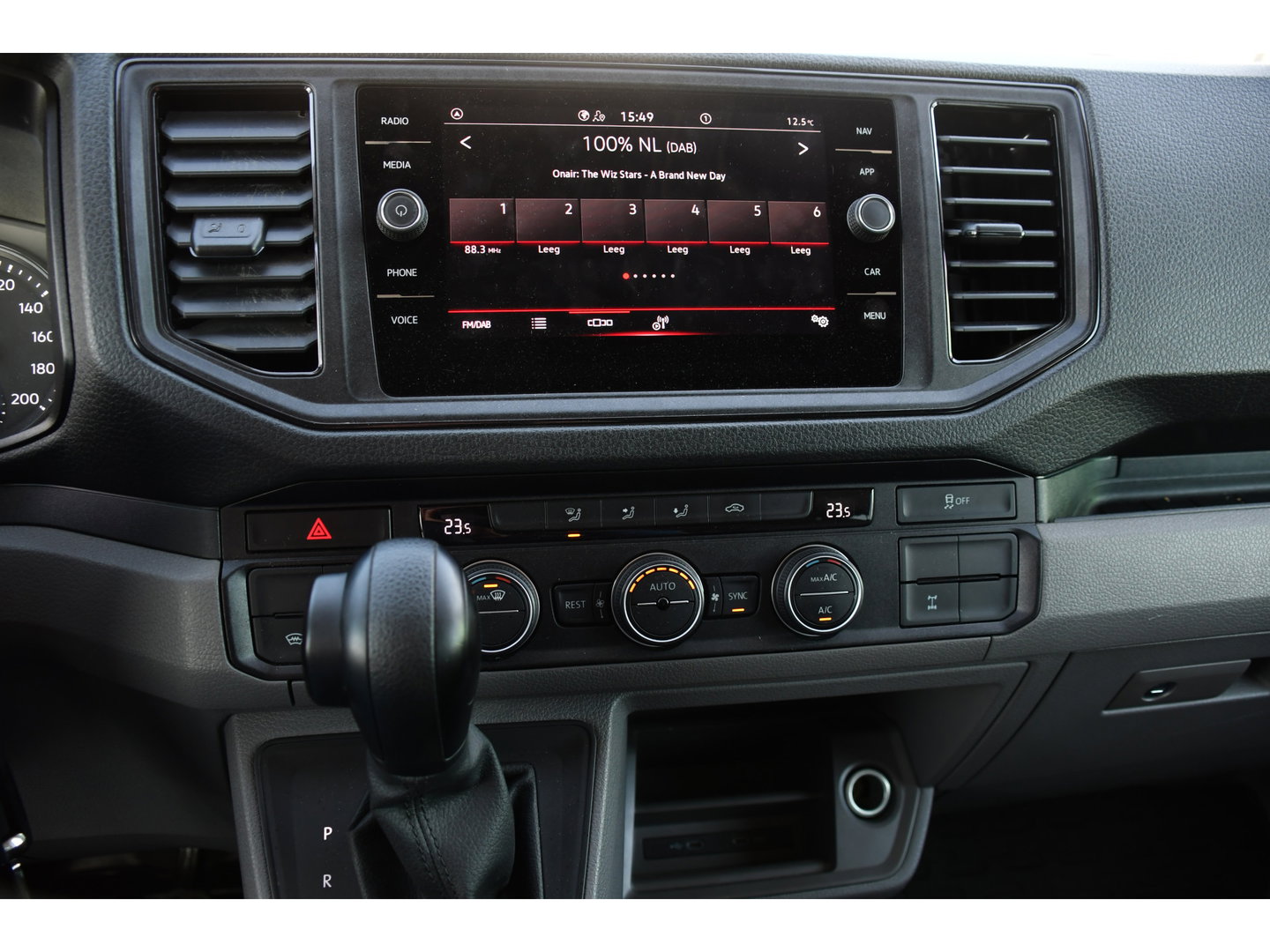 MAN TGE 3.180 35 2.0 L3H2 4x4 DC Cruise, Camera, Carplay, LED, Voorruit verwarming, Multimedia, 177pk, Automaat, Uniek!