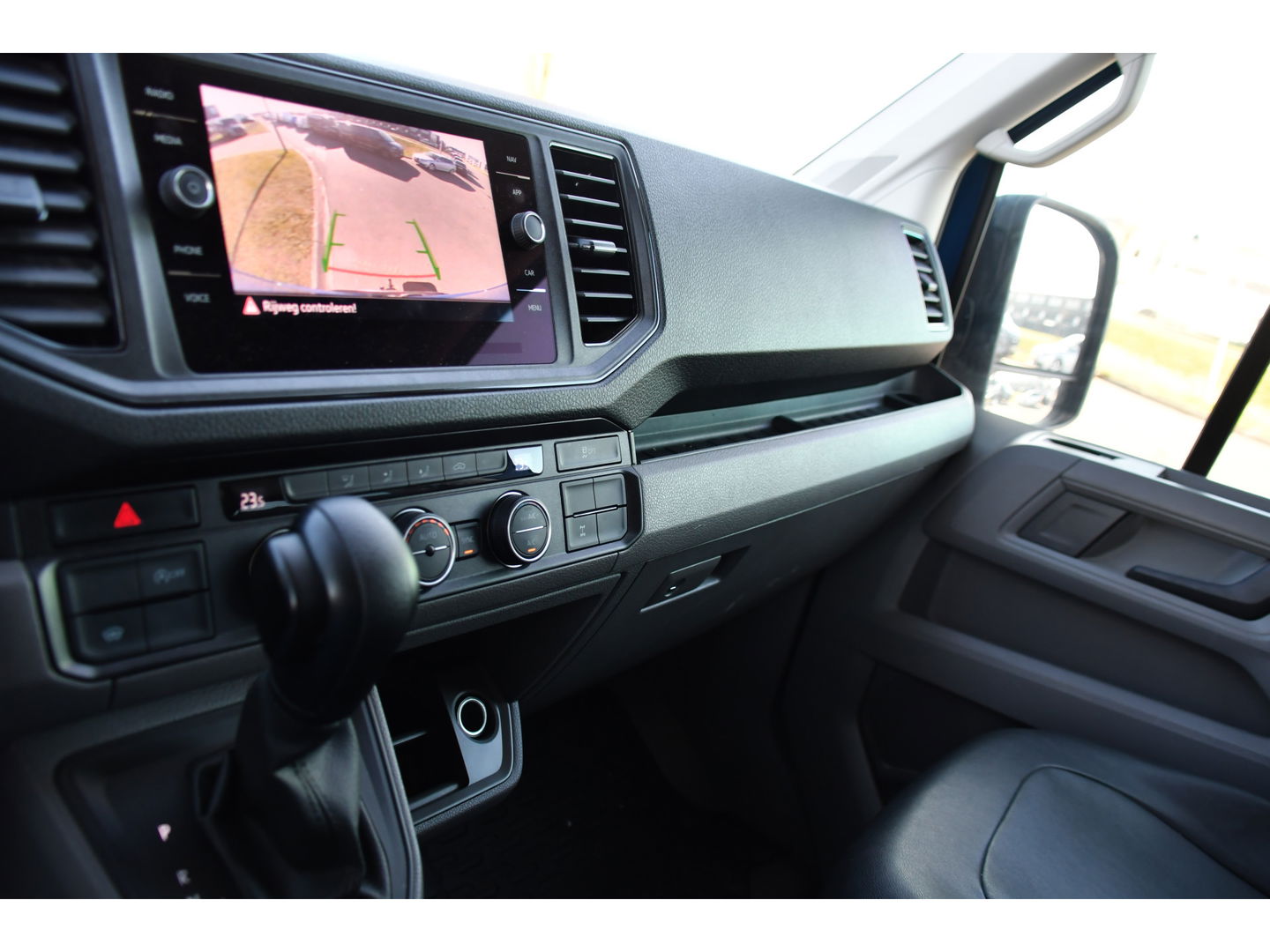 MAN TGE 3.180 35 2.0 L3H2 4x4 DC Cruise, Camera, Carplay, LED, Voorruit verwarming, Multimedia, 177pk, Automaat, Uniek!