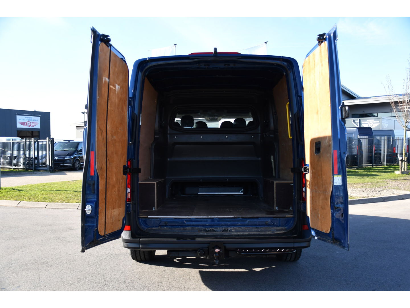 MAN TGE 3.180 35 2.0 L3H2 4x4 DC Cruise, Camera, Carplay, LED, Voorruit verwarming, Multimedia, 177pk, Automaat, Uniek!