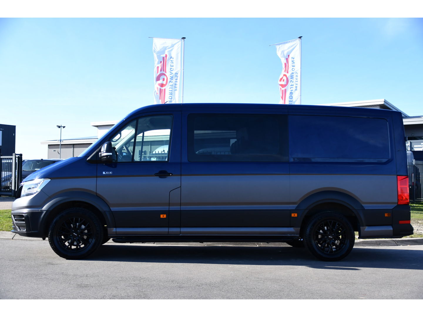 MAN TGE 3.180 35 2.0 L3H2 4x4 DC Cruise, Camera, Carplay, LED, Voorruit verwarming, Multimedia, 177pk, Automaat, Uniek!