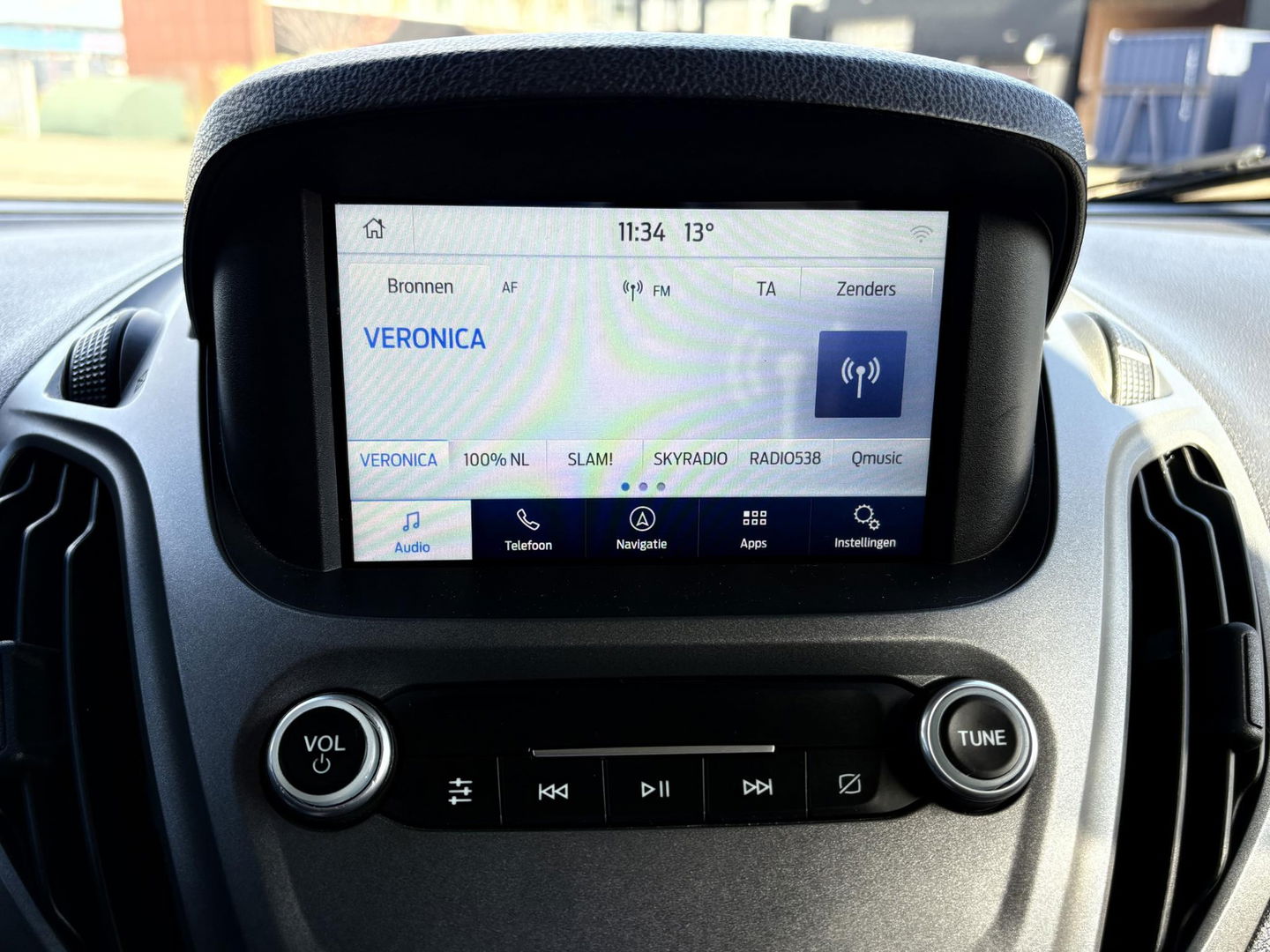 Ford Transit Courier 1.5 TDCI SPORT | CRISE| EURO 6 | 2x SCHUIF | CARPLAY |