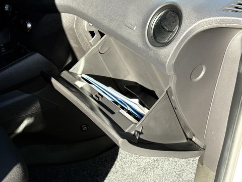 Ford Transit Courier 1.5 TDCI SPORT | CRISE| EURO 6 | 2x SCHUIF | CARPLAY |