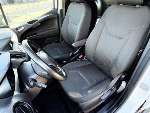 Ford Transit Courier 1.5 TDCI SPORT | CRISE| EURO 6 | 2x SCHUIF | CARPLAY |