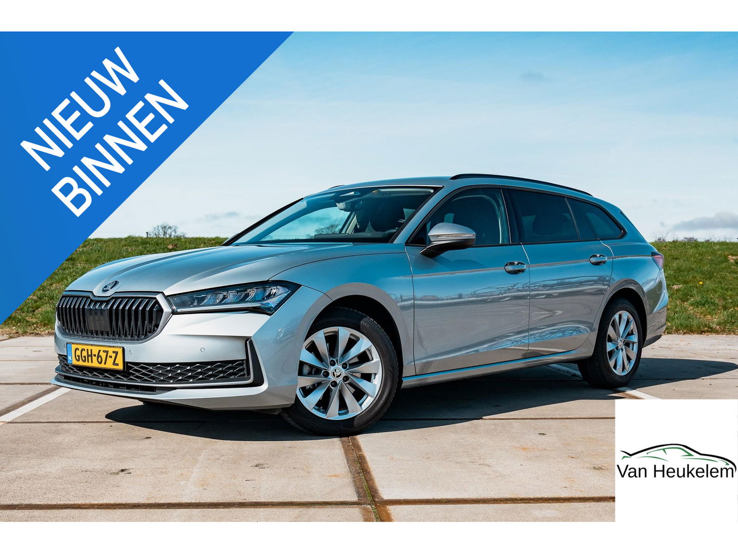 Škoda Superb Combi 1.5 TSI MHEV First Edition | TREKHAAK | CAMERA | LED | ALL SEASON BANDEN