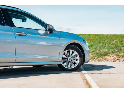 Škoda Superb Combi 1.5 TSI MHEV First Edition | TREKHAAK | CAMERA | LED | ALL SEASON BANDEN