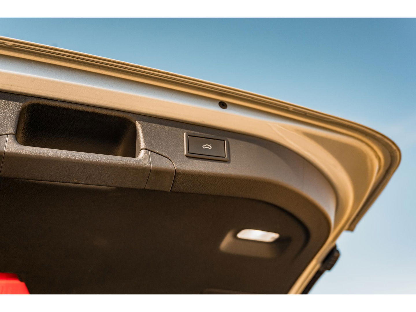 Škoda Superb Combi 1.5 TSI MHEV First Edition | TREKHAAK | CAMERA | LED | ALL SEASON BANDEN