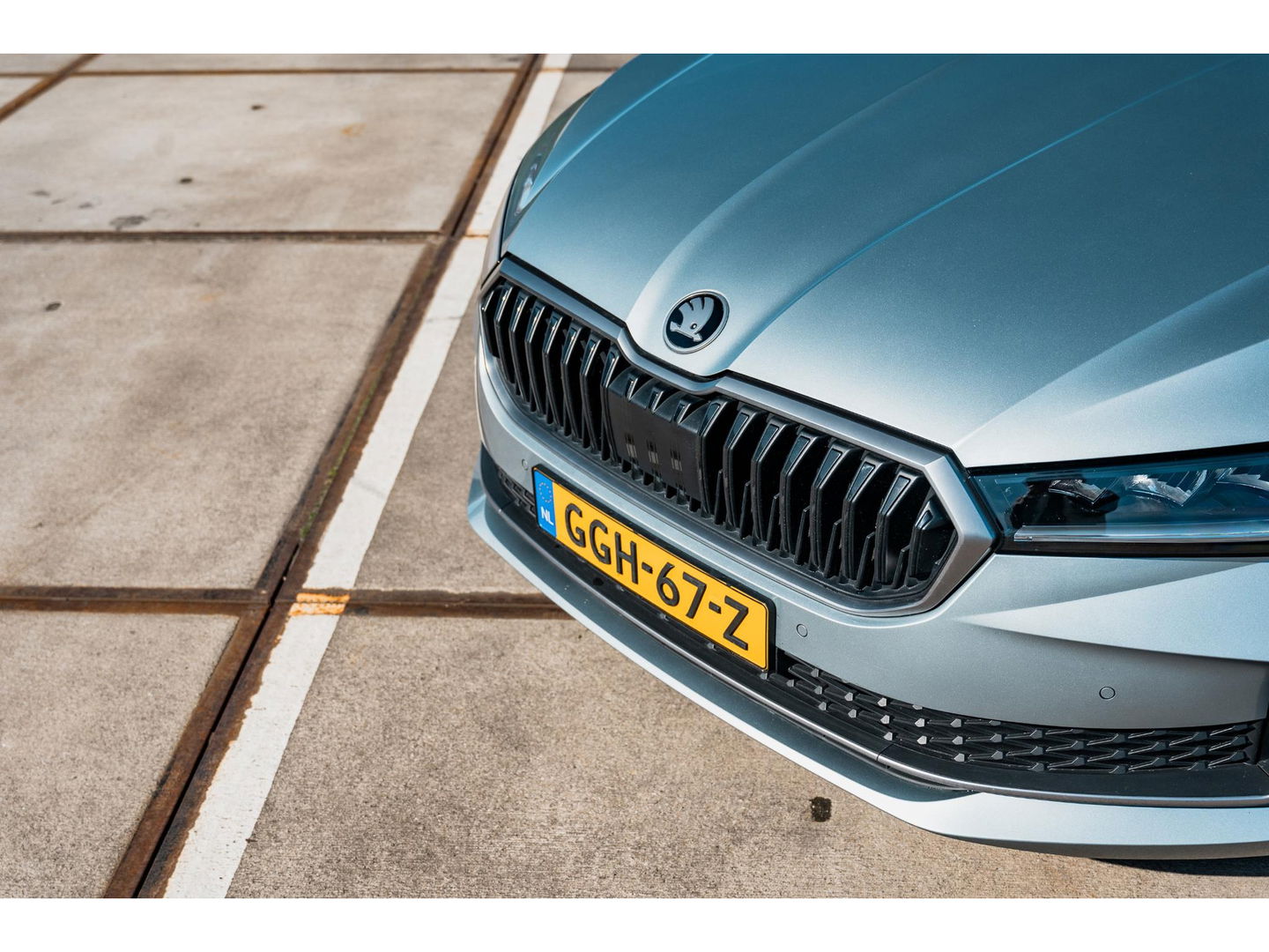 Škoda Superb Combi 1.5 TSI MHEV First Edition | TREKHAAK | CAMERA | LED | ALL SEASON BANDEN