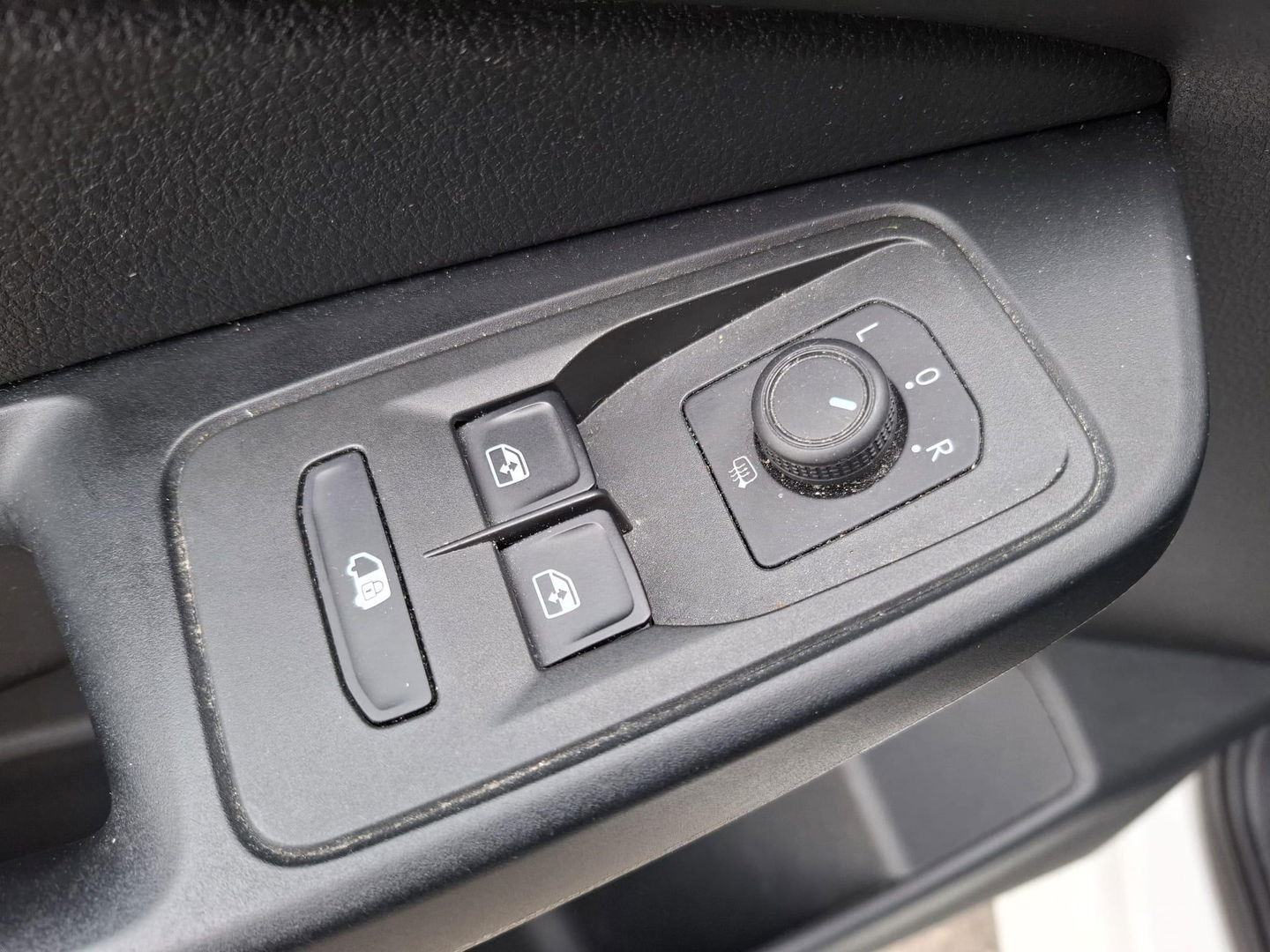 Volkswagen Caddy Cargo Maxi 1.5 TSI BENZINE / AIRCO / STOELVERWARMING / CARPLAY / KLEP / L2H1