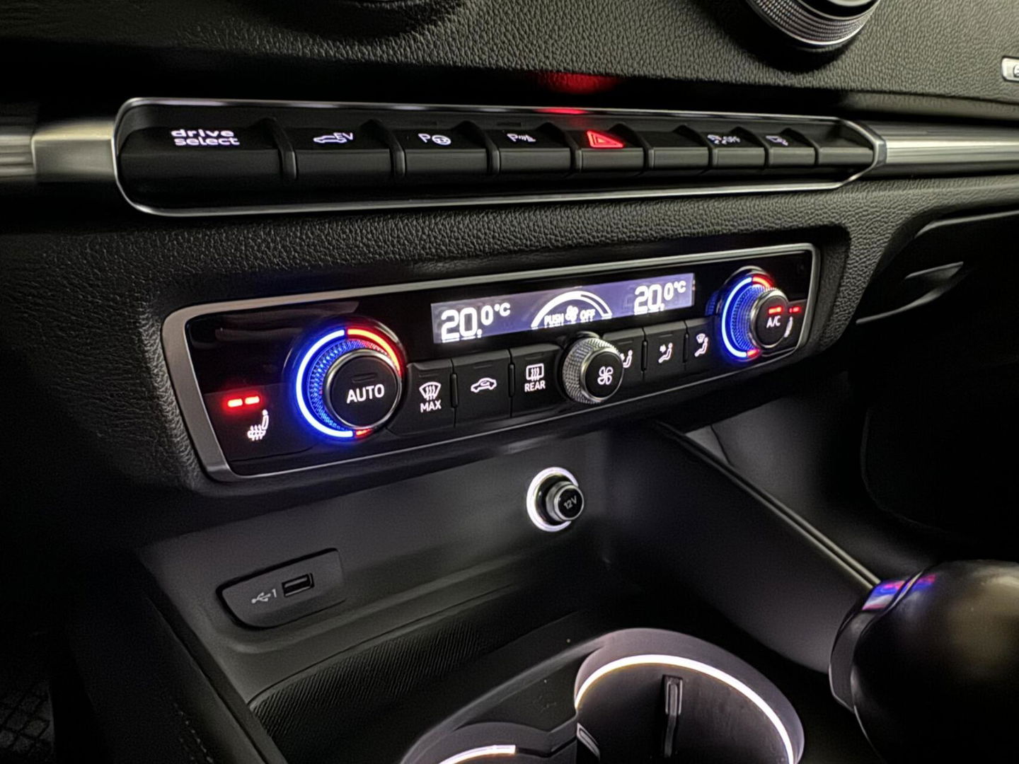 Audi A3 Sportback 1.4 e-tron Pano Virtual ACC DSG PDC NAP