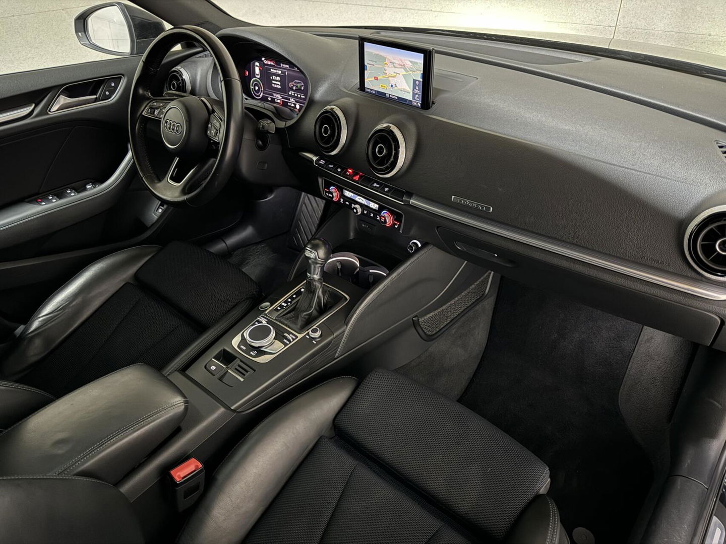 Audi A3 Sportback 1.4 e-tron Pano Virtual ACC DSG PDC NAP