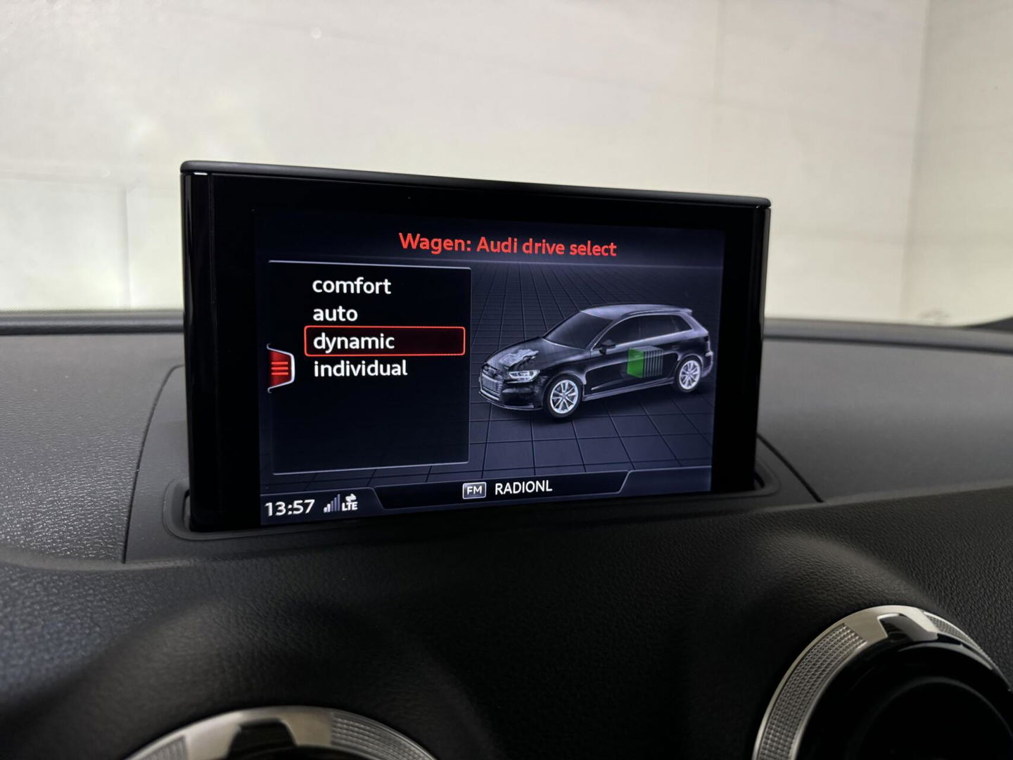 Audi A3 Sportback 1.4 e-tron Pano Virtual ACC DSG PDC NAP