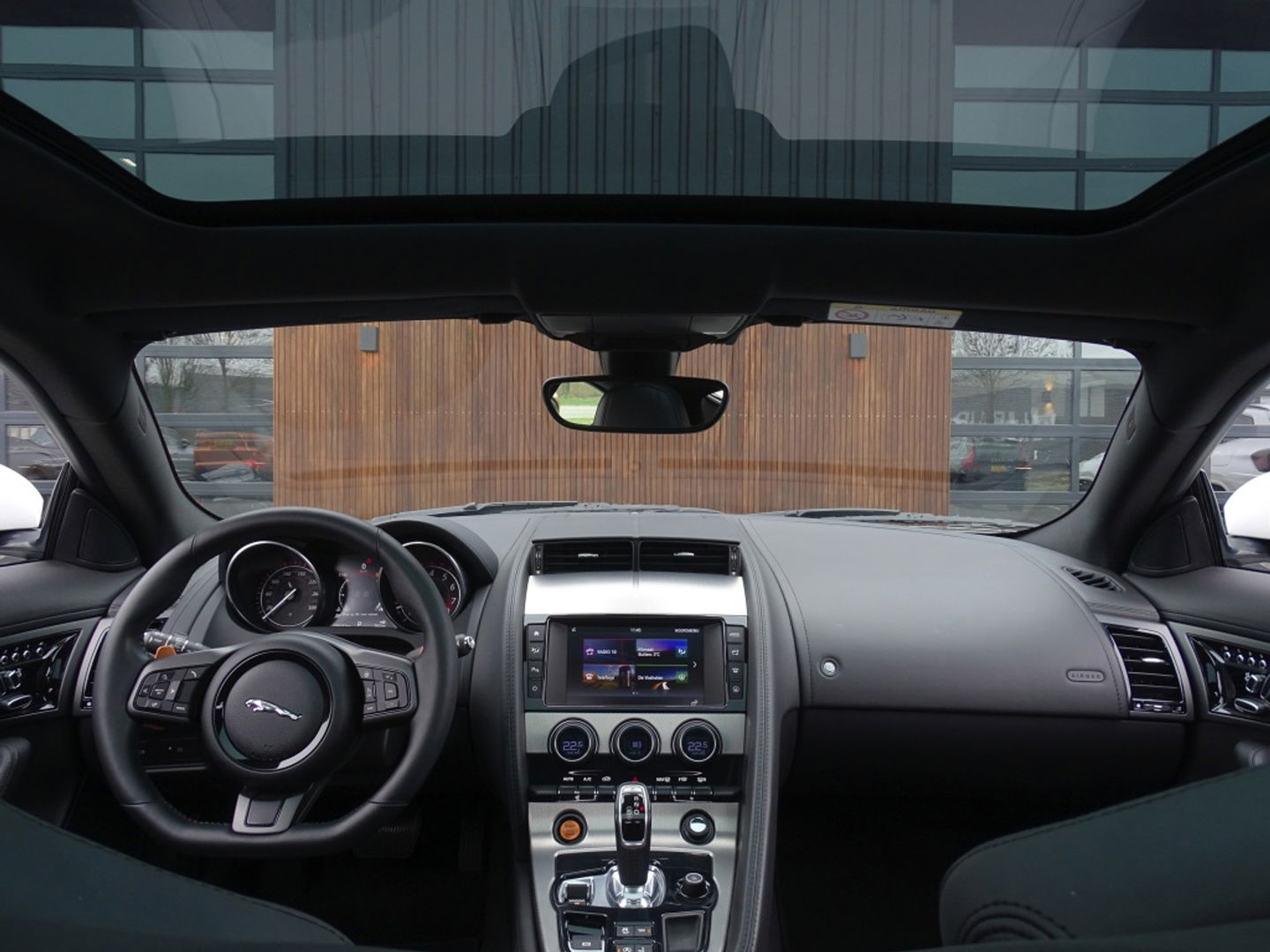 Jaguar F-Type 3.0 V6 Supercharged 400PK Coupé / carbon *NAP*