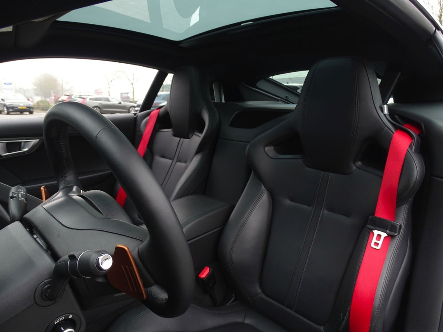 Jaguar F-Type 3.0 V6 Supercharged 400PK Coupé / carbon *NAP*