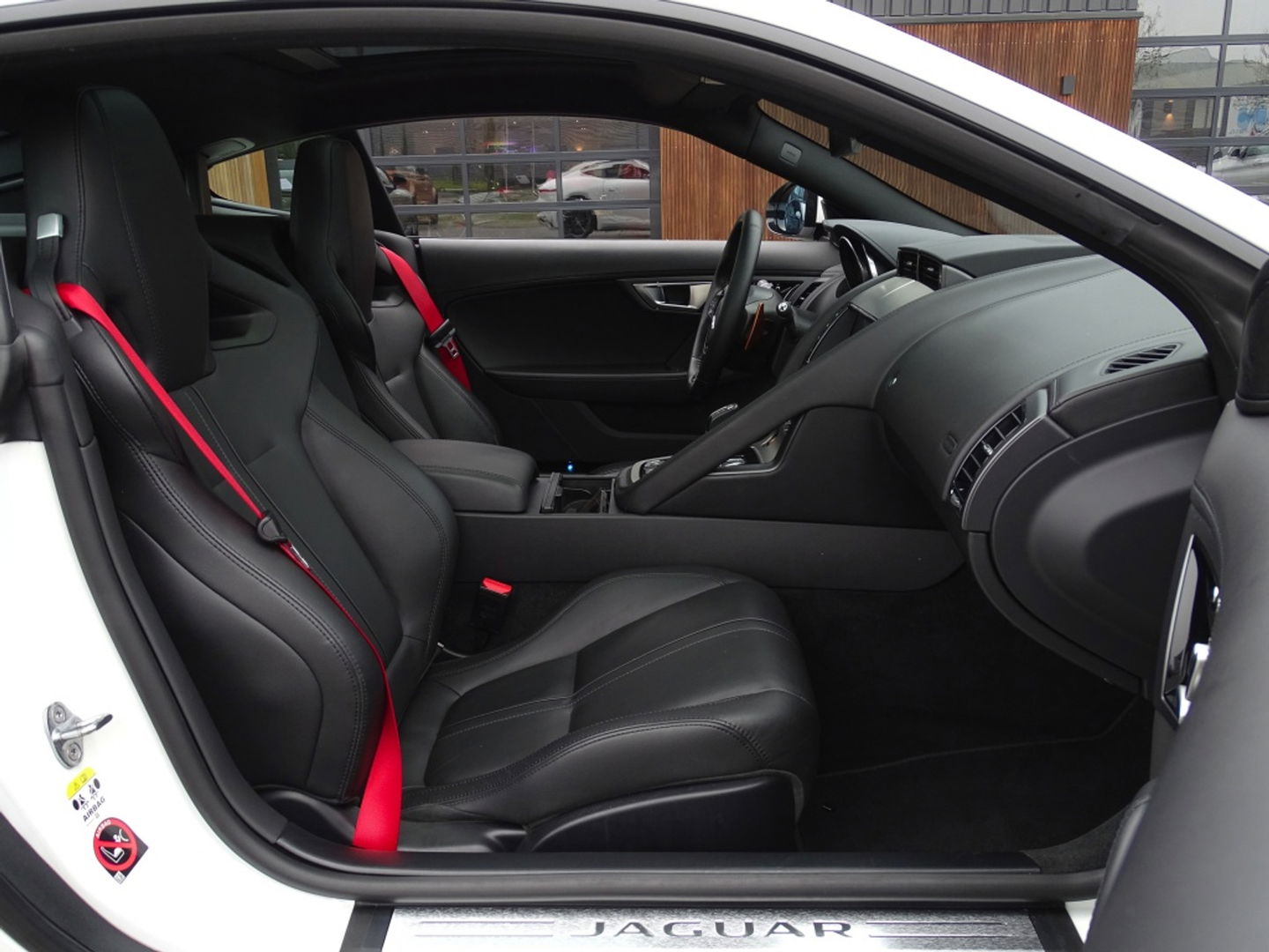 Jaguar F-Type 3.0 V6 Supercharged 400PK Coupé / carbon *NAP*