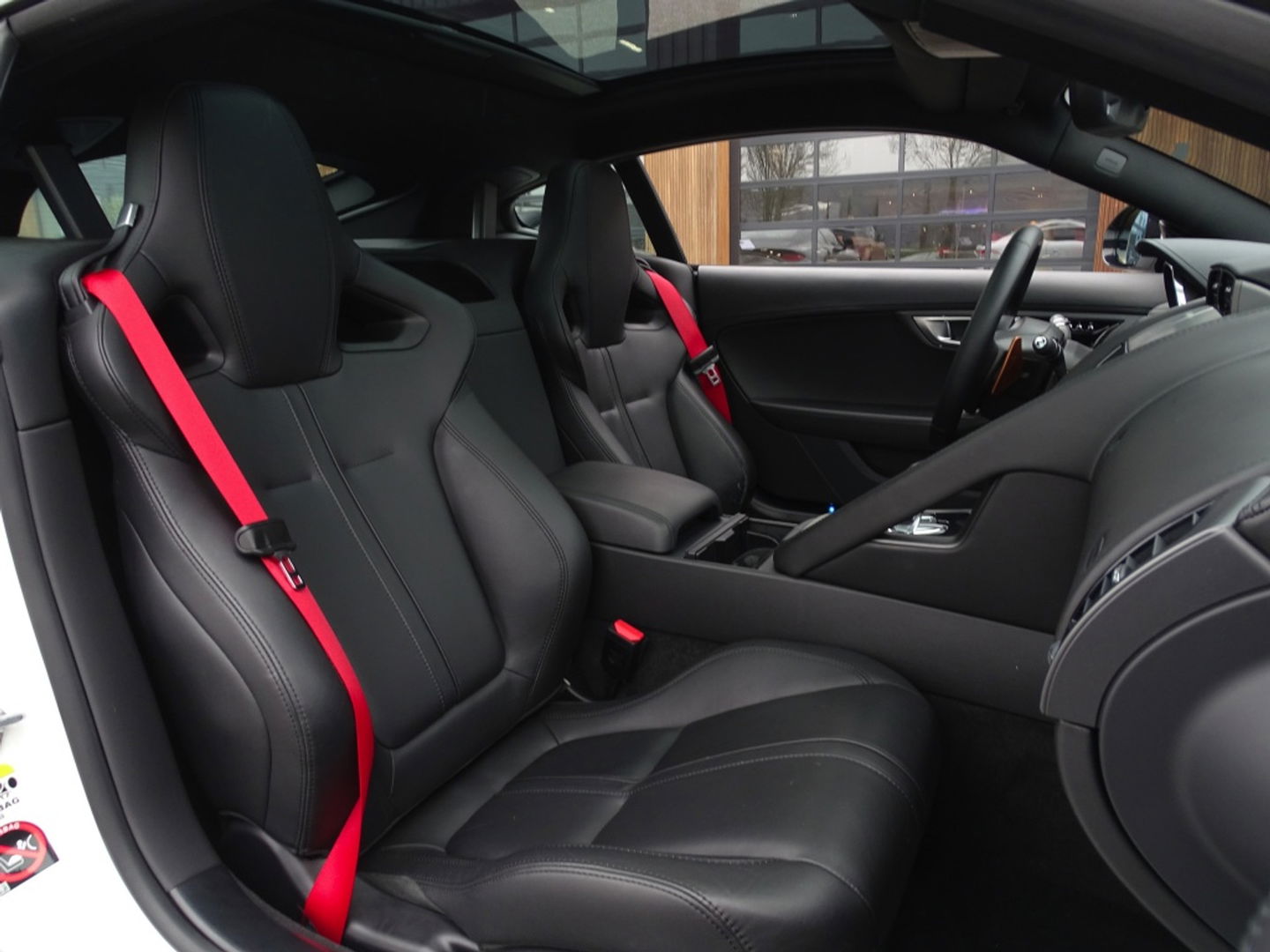 Jaguar F-Type 3.0 V6 Supercharged 400PK Coupé / carbon *NAP*