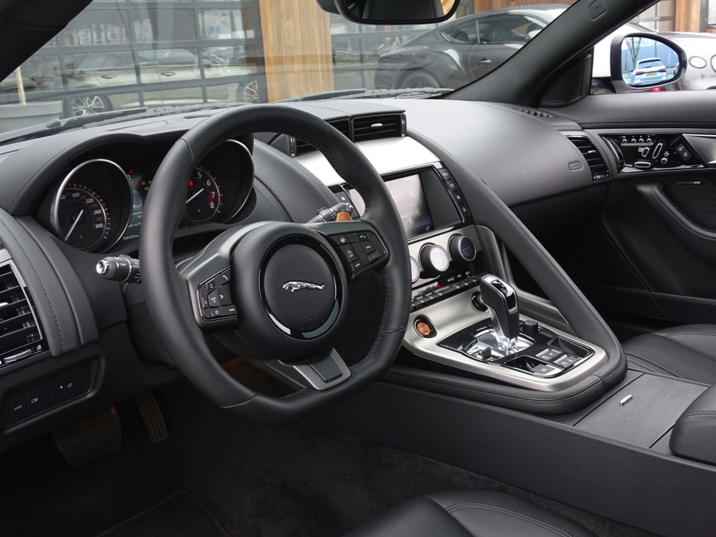 Jaguar F-Type 3.0 V6 Supercharged 400PK Coupé / carbon *NAP*