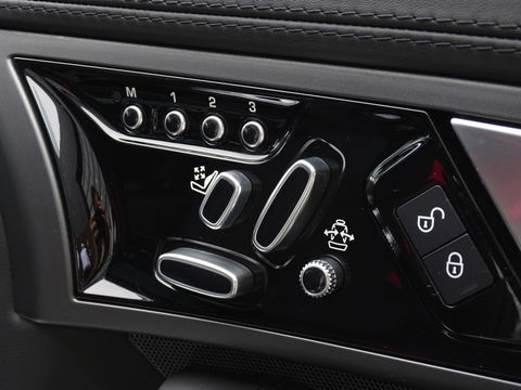 Jaguar F-Type 3.0 V6 Supercharged 400PK Coupé / carbon *NAP*