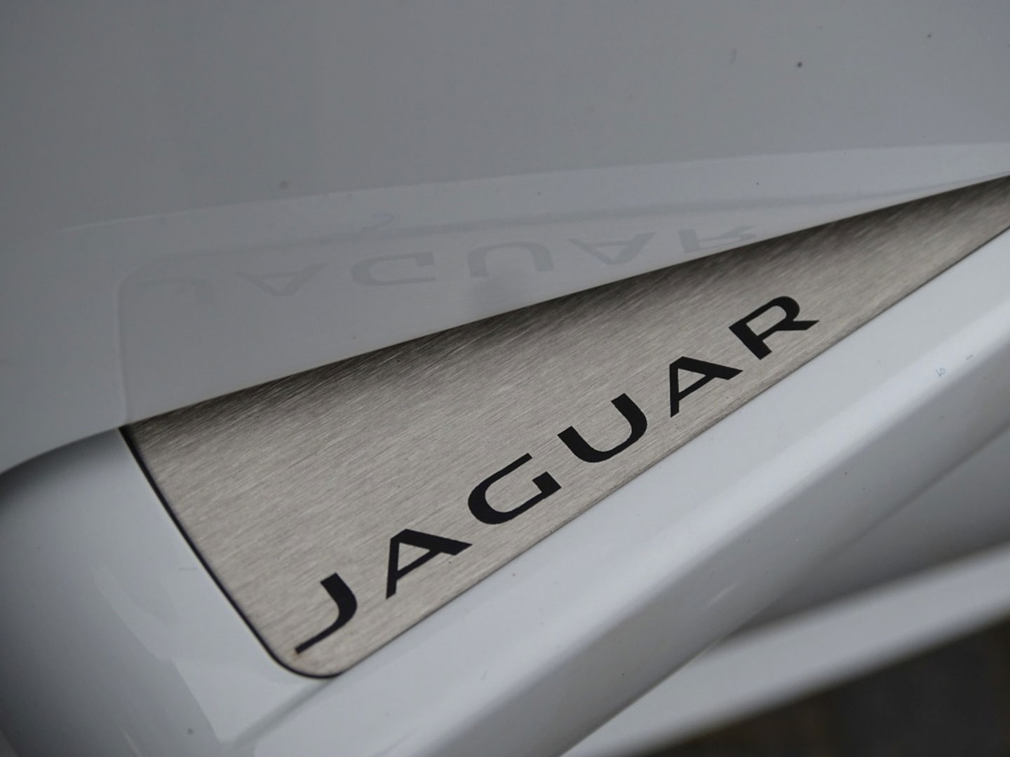 Jaguar F-Type 3.0 V6 Supercharged 400PK Coupé / carbon *NAP*