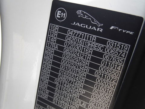 Jaguar F-Type 3.0 V6 Supercharged 400PK Coupé / carbon *NAP*