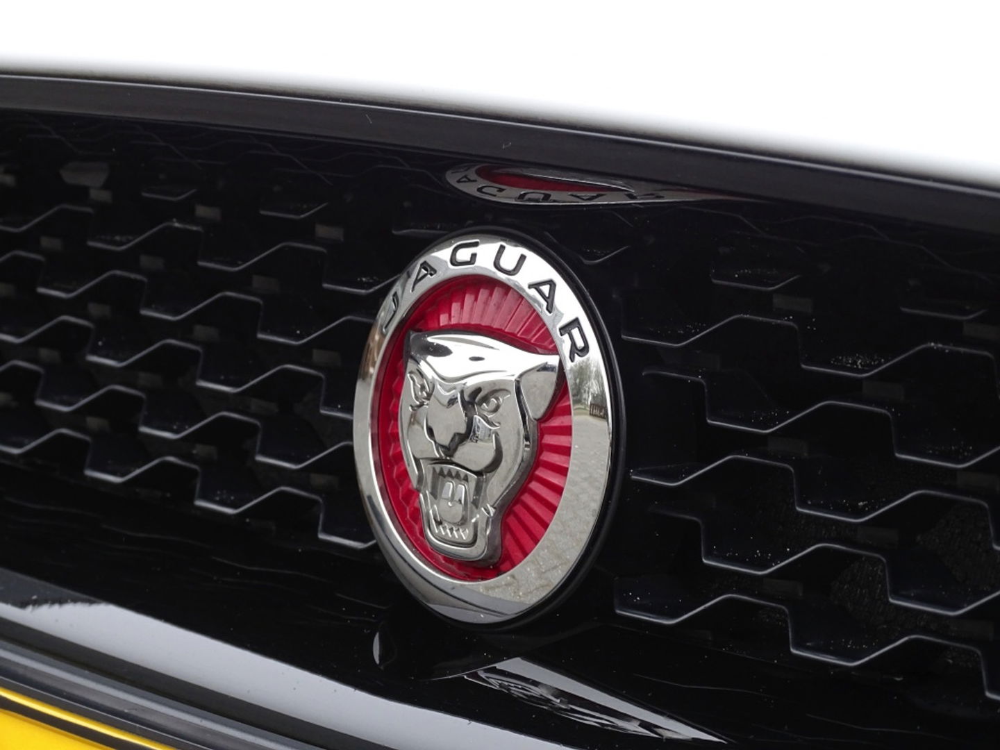 Jaguar F-Type 3.0 V6 Supercharged 400PK Coupé / carbon *NAP*