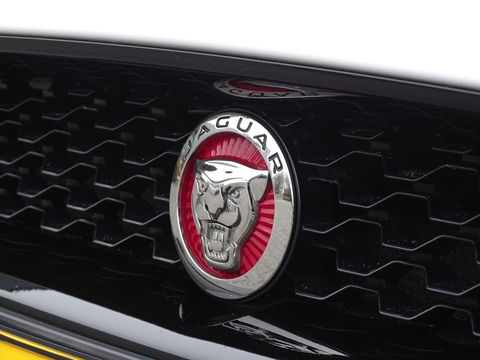 Jaguar F-Type 3.0 V6 Supercharged 400PK Coupé / carbon *NAP*