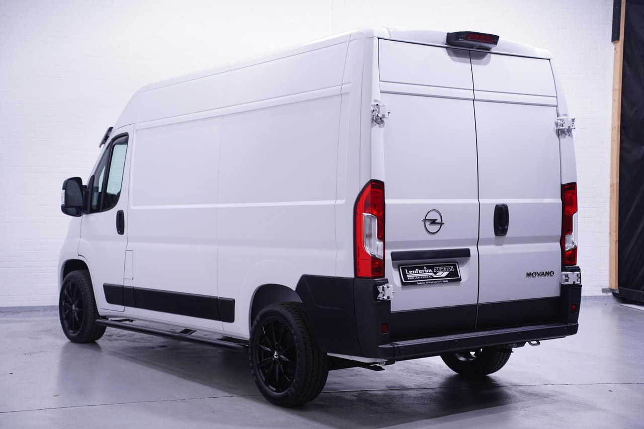 Opel Movano