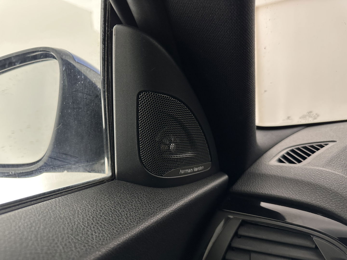 BMW 2 Serie Coupé 220d xDrive Executive M-Sportpack Aut. *XENON | HEATED-SPORTSEATS | HARMAN/KARDON | KEYLESS | NAVI-FULLMAP | PRIVACY-GLASS | SHIFT-PADDLES | ECC | PDC | CRUISE | 18''ALU*