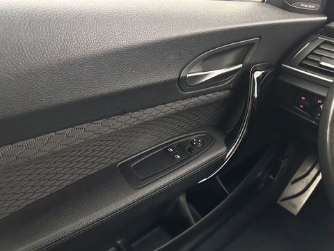 BMW 2 Serie Coupé 220d xDrive Executive M-Sportpack Aut. *XENON | HEATED-SPORTSEATS | HARMAN/KARDON | KEYLESS | NAVI-FULLMAP | PRIVACY-GLASS | SHIFT-PADDLES | ECC | PDC | CRUISE | 18''ALU*