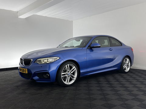 BMW 2 Serie Coupé 220d xDrive Executive M-Sportpack Aut. *XENON | HEATED-SPORTSEATS | HARMAN/KARDON | KEYLESS | NAVI-FULLMAP | PRIVACY-GLASS | SHIFT-PADDLES | ECC | PDC | CRUISE | 18''ALU*