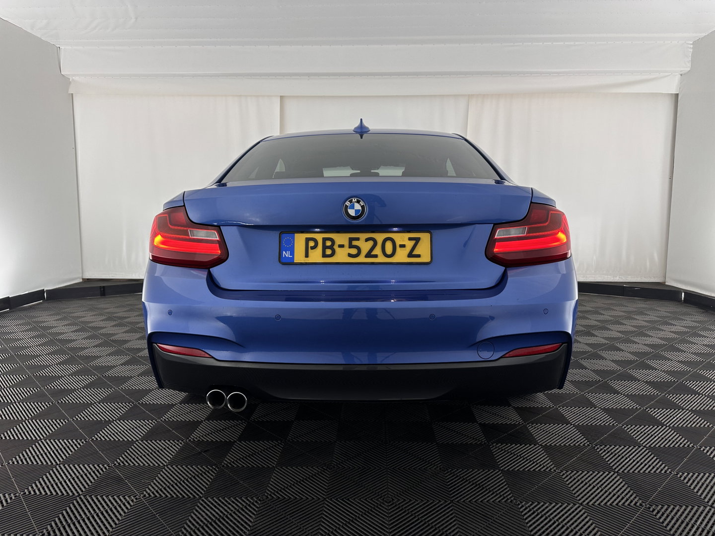 BMW 2 Serie Coupé 220d xDrive Executive M-Sportpack Aut. *XENON | HEATED-SPORTSEATS | HARMAN/KARDON | KEYLESS | NAVI-FULLMAP | PRIVACY-GLASS | SHIFT-PADDLES | ECC | PDC | CRUISE | 18''ALU*