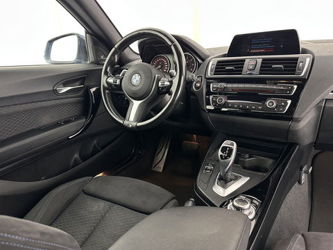 BMW 2 Serie Coupé 220d xDrive Executive M-Sportpack Aut. *XENON | HEATED-SPORTSEATS | HARMAN/KARDON | KEYLESS | NAVI-FULLMAP | PRIVACY-GLASS | SHIFT-PADDLES | ECC | PDC | CRUISE | 18''ALU*