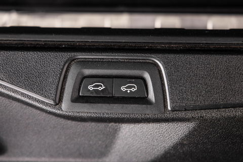 BMW X5 xDrive45e CARPLAY  / CAMERA / DEALER ONDERHOUDEN / BRUIN LEER / STOELVERWARMING