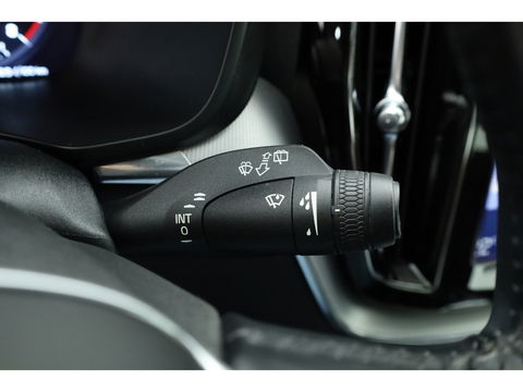 Volvo XC60 2.0 T5 AWD Inscription | Luchtvering | ACC | Trekhaak 2400KG | Blis | Camera | Leer |