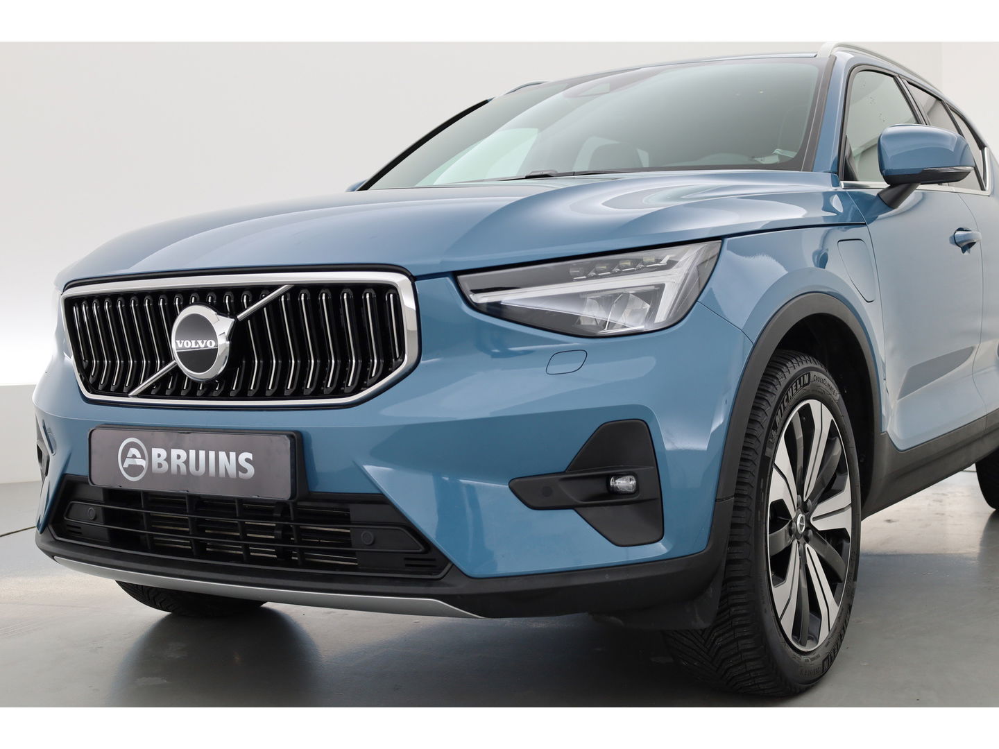 Volvo XC40 1.5 T5 Plug-in hybrid Core Bright | Adap. Cruise | Stoel+  stuurverw. | Dodehoek | Camera | 19 inch |
