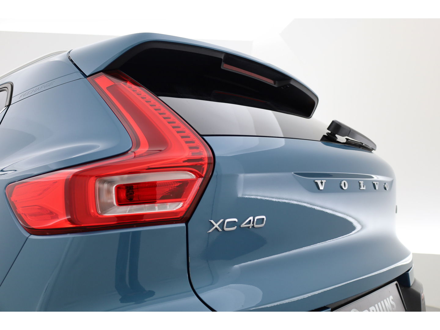 Volvo XC40 1.5 T5 Plug-in hybrid Core Bright | Adap. Cruise | Stoel+  stuurverw. | Dodehoek | Camera | 19 inch |