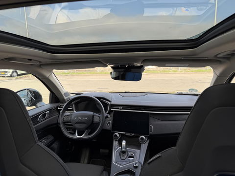 Lynk & Co 01 1.5 zwart l sidebar l camera