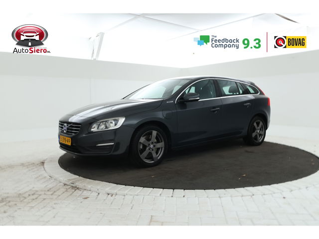 Volvo V60 - 2.4 D6 AWD Plug-In Hybrid Momentum Nieuwe pomp!, Leer, navi, haak,